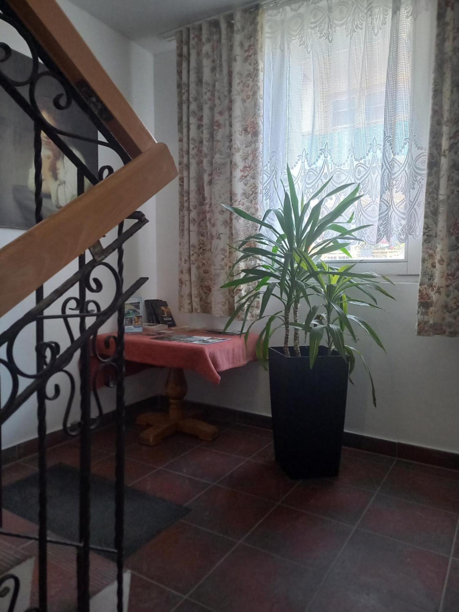 Aparthotel Korona Przy Termach Cieplickich 10Proc Rabatu Do Term Jelenia Góra Exterior foto
